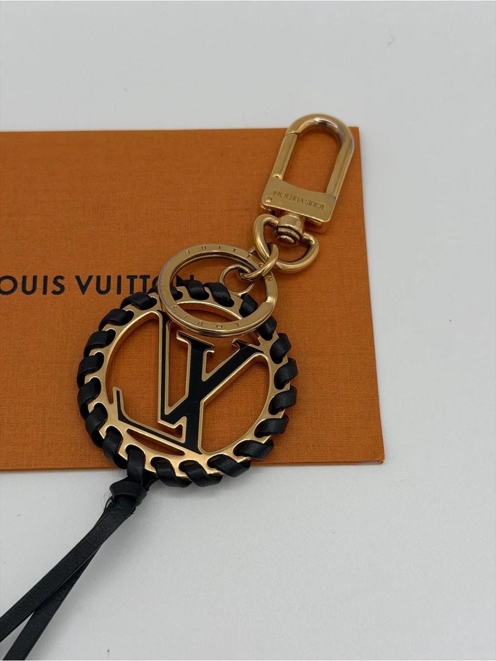 Louis Vuitton key charm Authentic 🔥